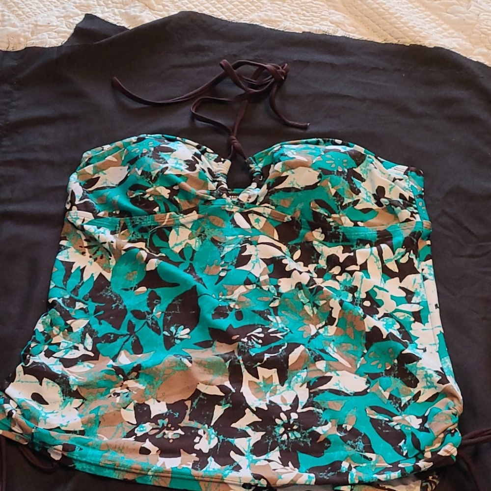 swim top